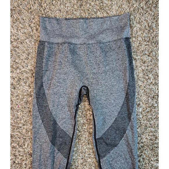 Pink By Victoria’s Secret seamless leggings Women’s Size Medium Gray - Picture 2 of 6